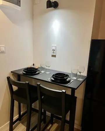 Chic Design 3 Apartment
