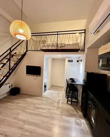 Chic Design 3 Apartment *
